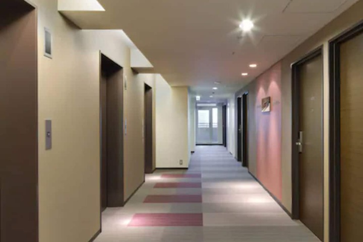 Ballroom/Hall 23 of 34