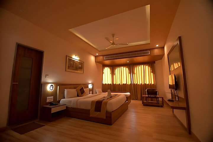 Room 44 of 95