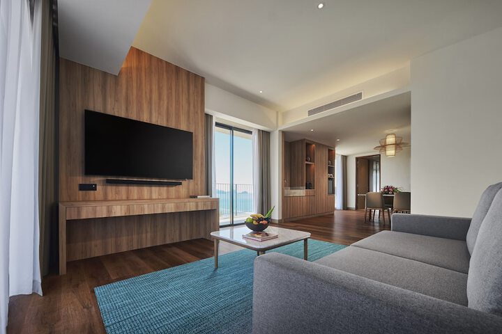 Room 44 of 84