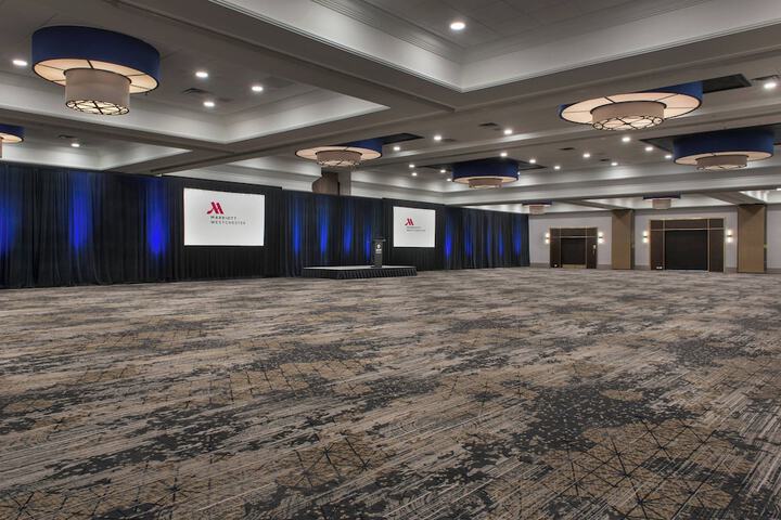 Banquet hall