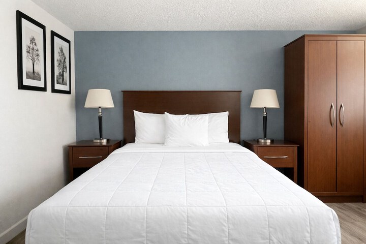 Room 12 of 21