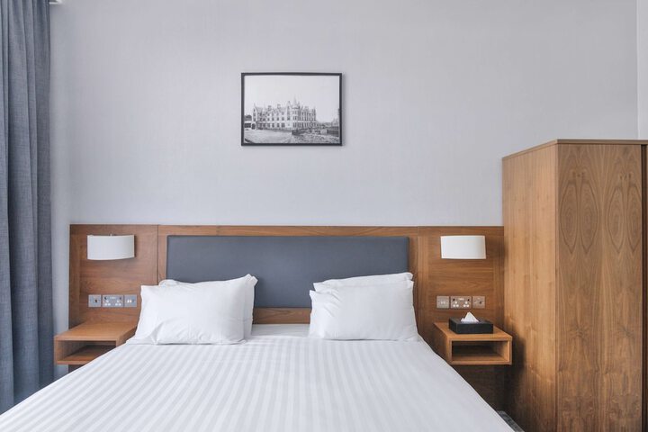Room 40 of 133