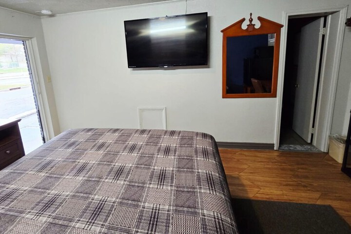 Room 15 of 20