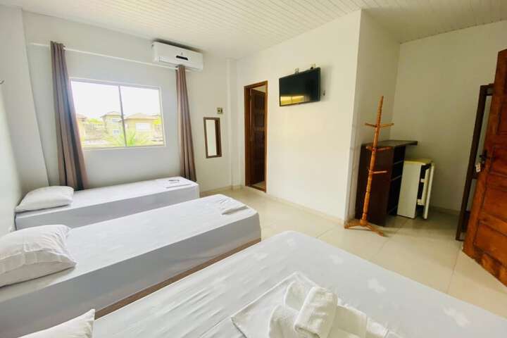 Room 5 of 18