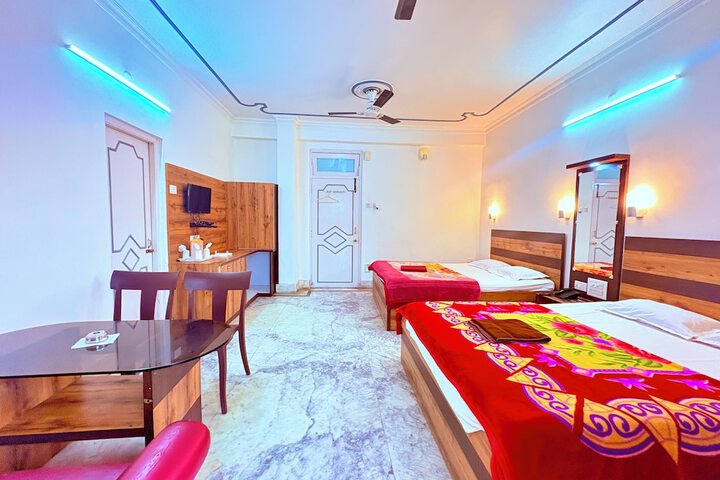Room 34 of 84