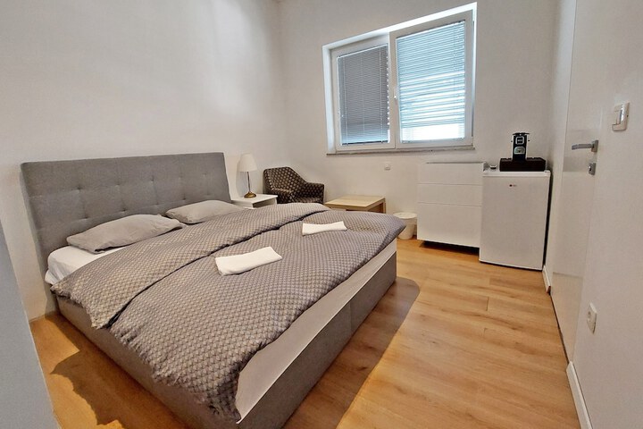 Room 15 of 43