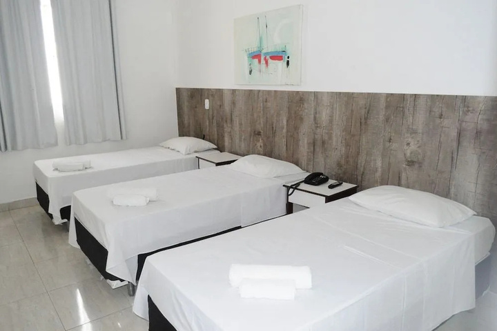 Room 5 of 14