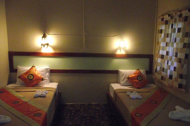 Room 7 of 137