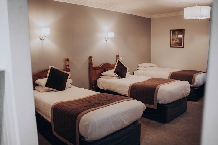 Room 10 of 52