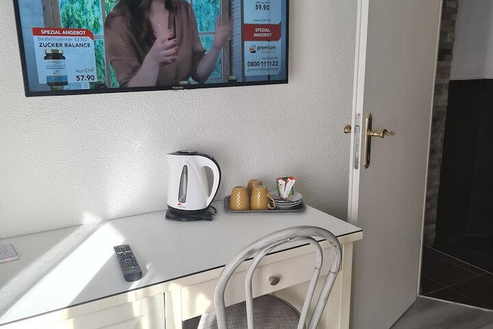 Room 59 of 266