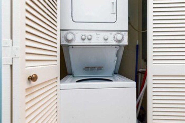 Laundry 13 of 35