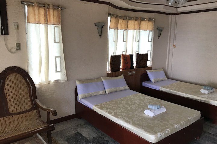 Room 7 of 53