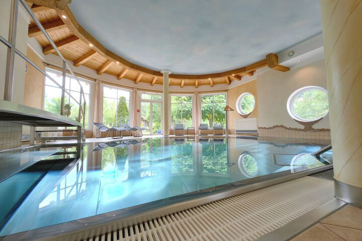 Pool 28 of 46