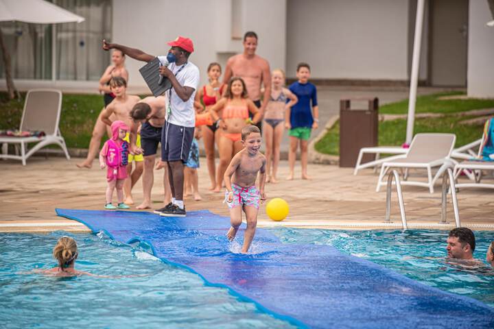 Pool 77 of 139