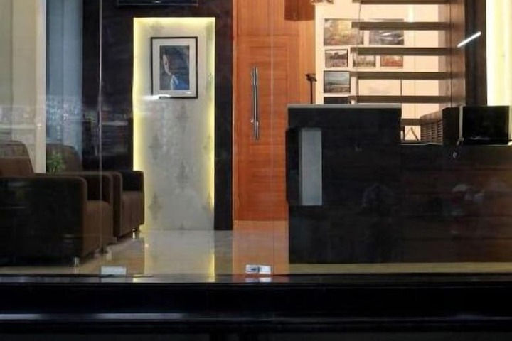 Hotel Interior 4 of 34