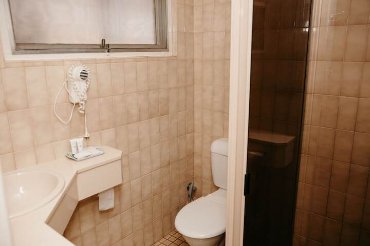 Clean Restrooms