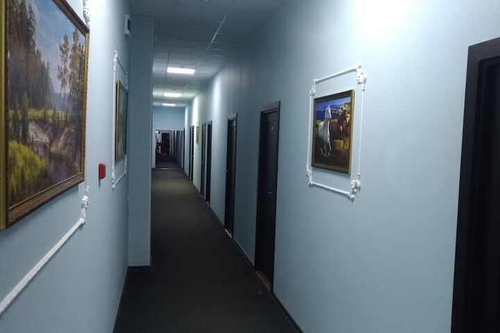 Ballroom/Hall 90 of 99