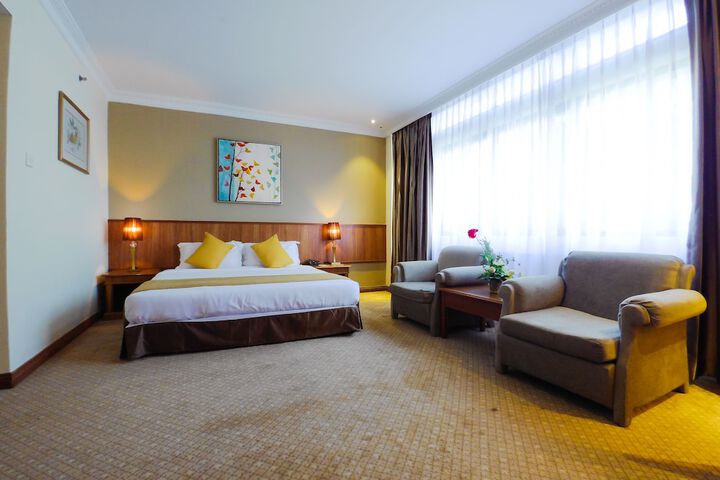 Room 10 of 79