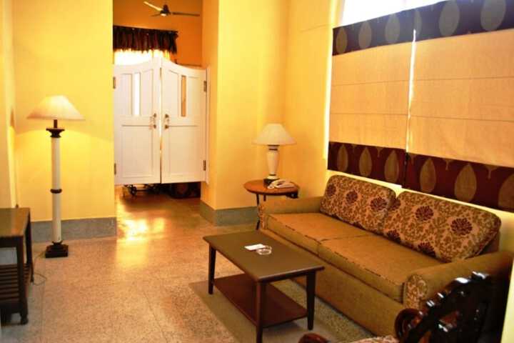 Room 17 of 42