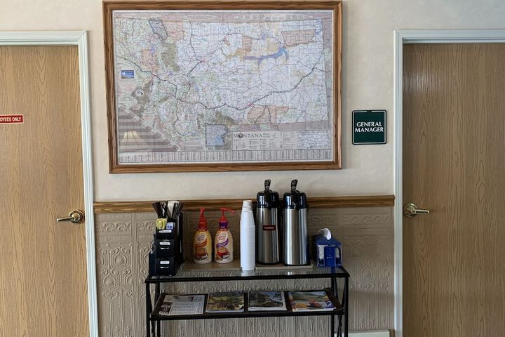 Breakfast/Coffee Service 60 of 66