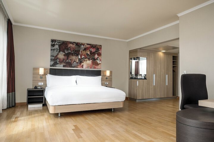 Room 66 of 130