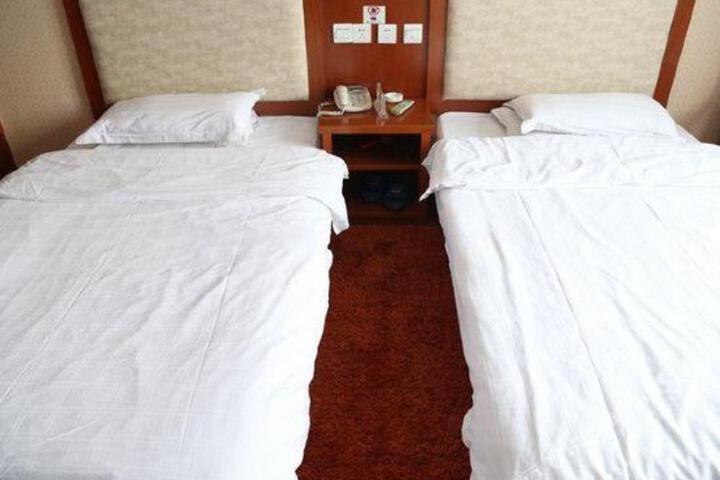 Junlei Business Hotel