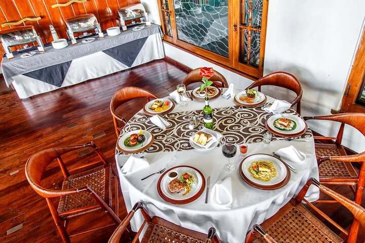Dining 111 of 182