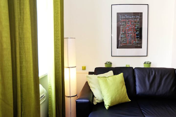Room 16 of 23