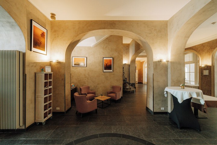 Guest Lobby