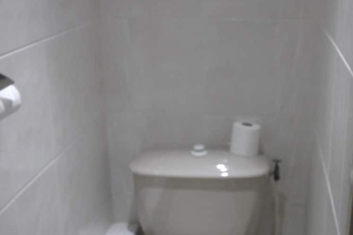 Room 15 of 38