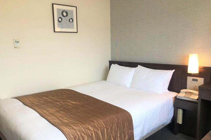 Room 11 of 44