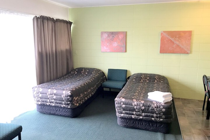 Room 8 of 69