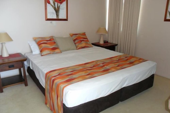 Room 3 of 12