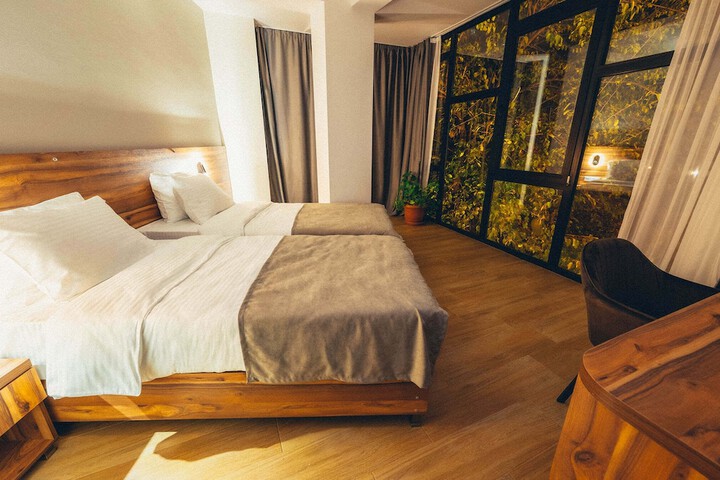 Room 19 of 60