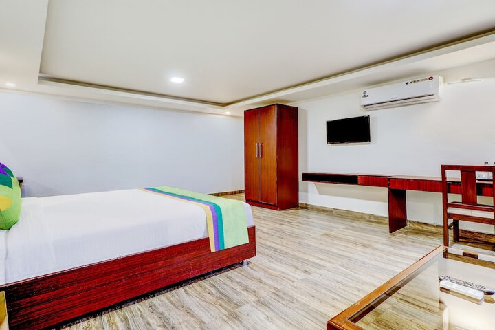 Room 19 of 46