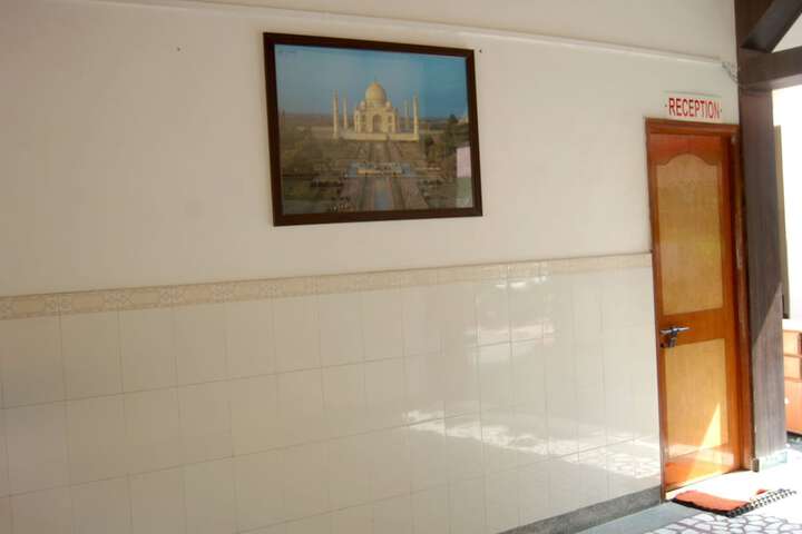 Hotel 2 of 49