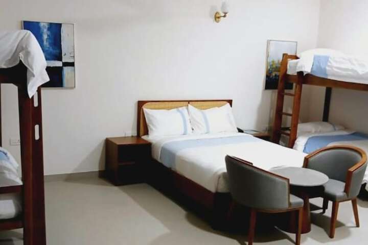 Room 9 of 31