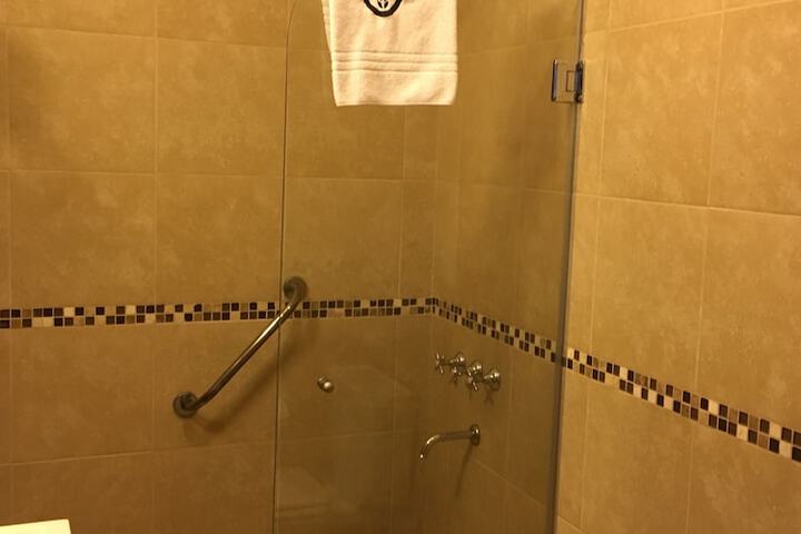 Room 13 of 50