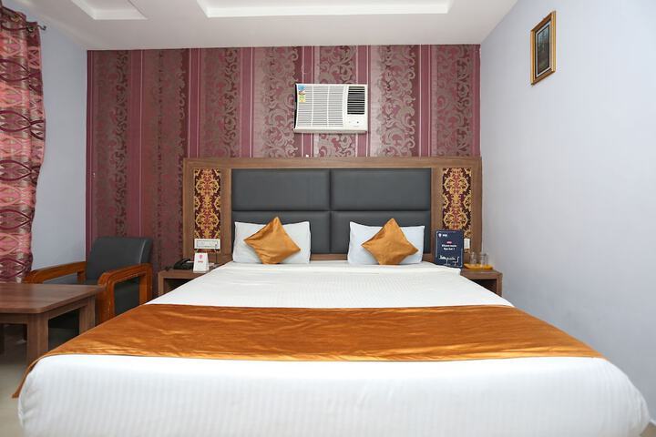 Room 17 of 22