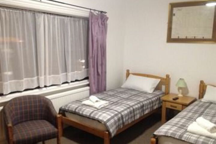 Room 11 of 15