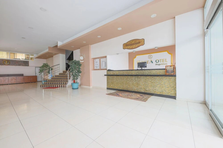 Hosta Otel