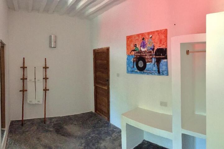 Room 4 of 15