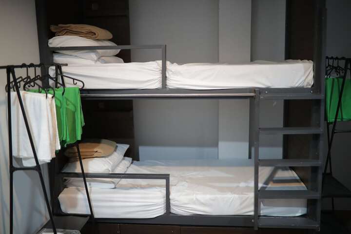 Room 20 of 42