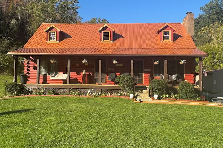 Log Cabin in the Field in Huntington, WV