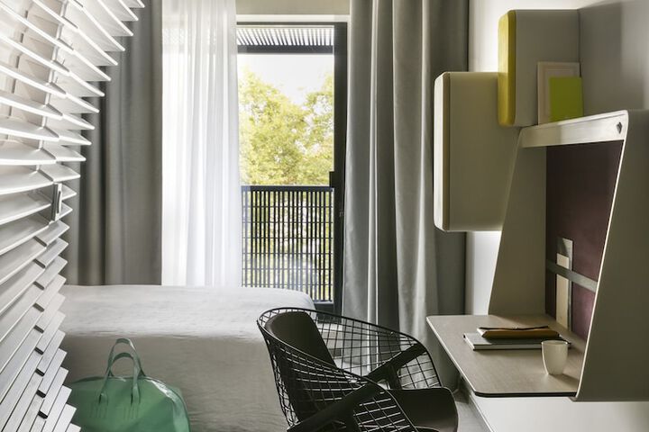 In-room business center