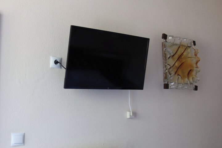 Room 83 of 261