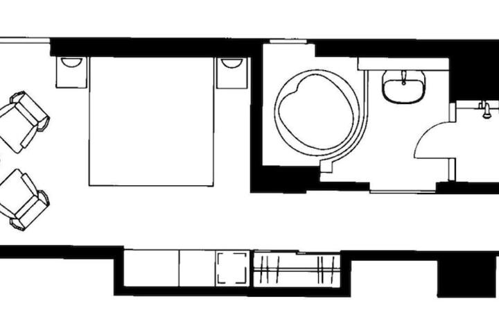 Room 14 of 105