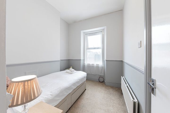Room 44 of 83