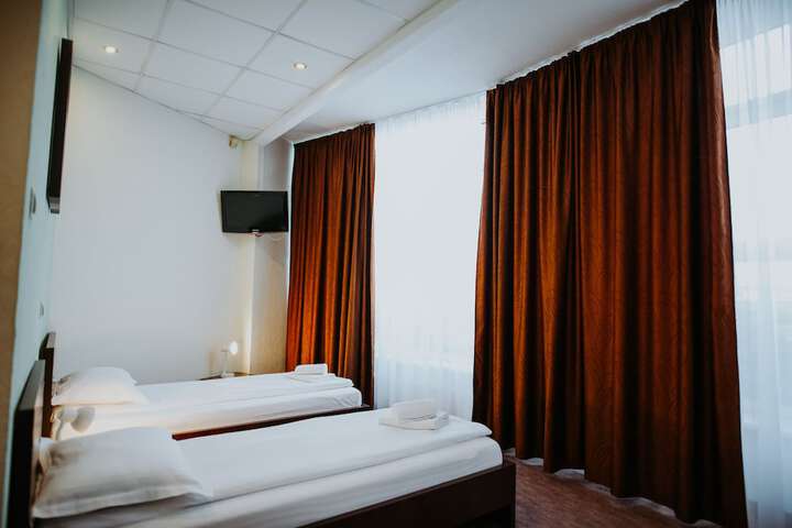 Room 5 of 57