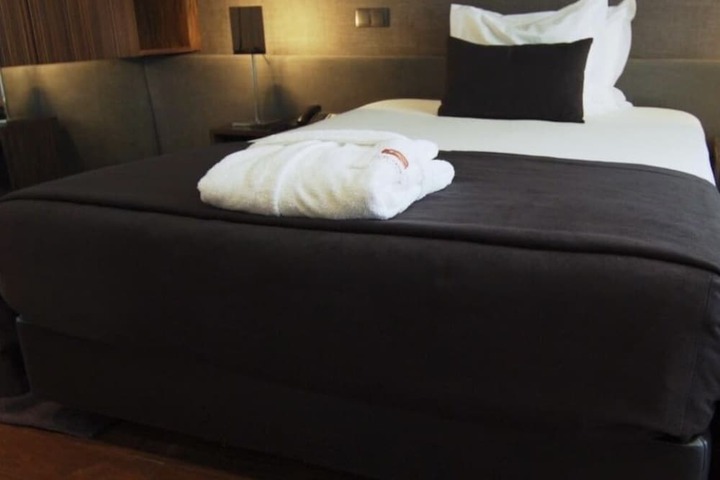 Room 3 of 24